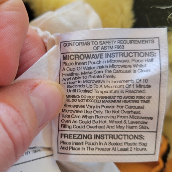 Cozy Hugs Microwave or Freeze Duck Slippers, Size 8.5 - Picture 5 of 13